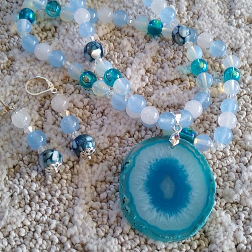 Handmade Gemstone Necklace Blue Geode